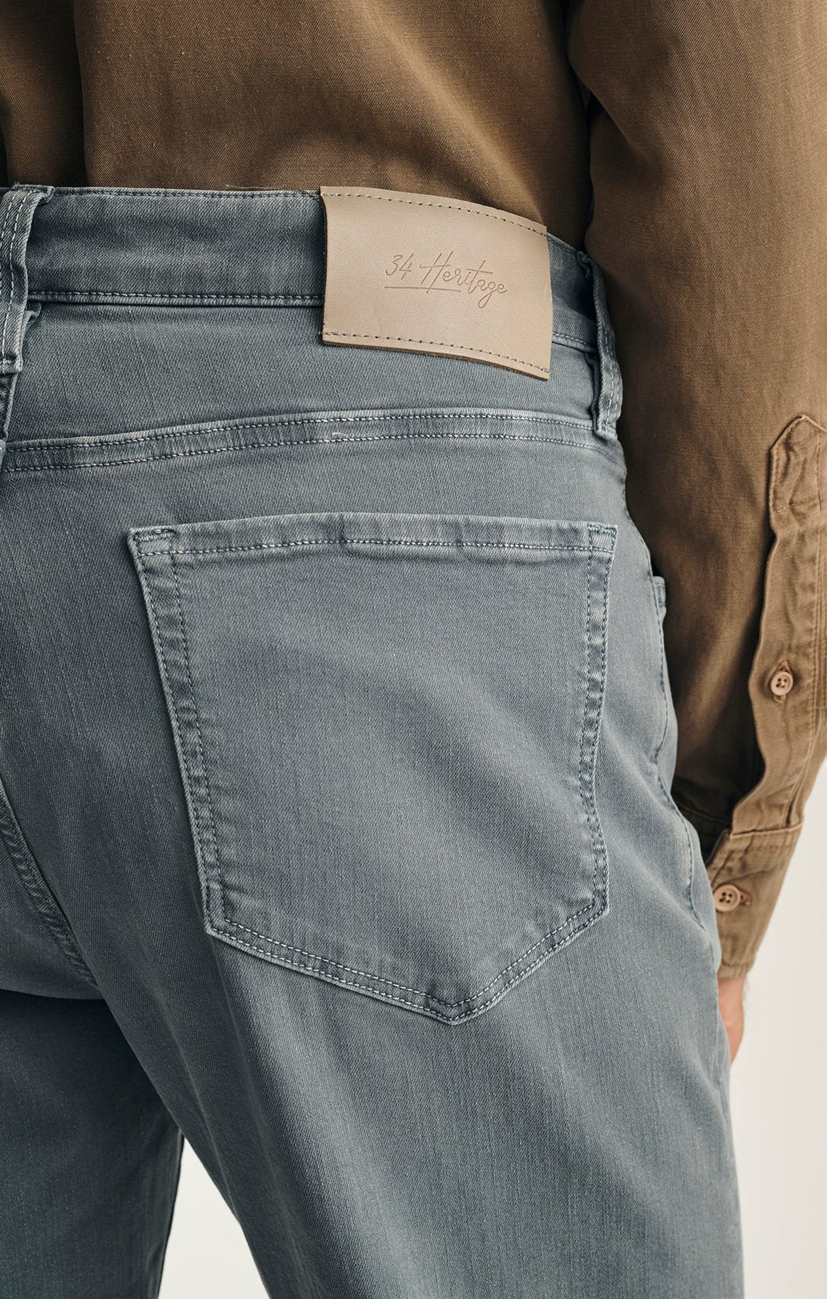 34 Heritage Courage Straight Fit Stone Wash Jeans