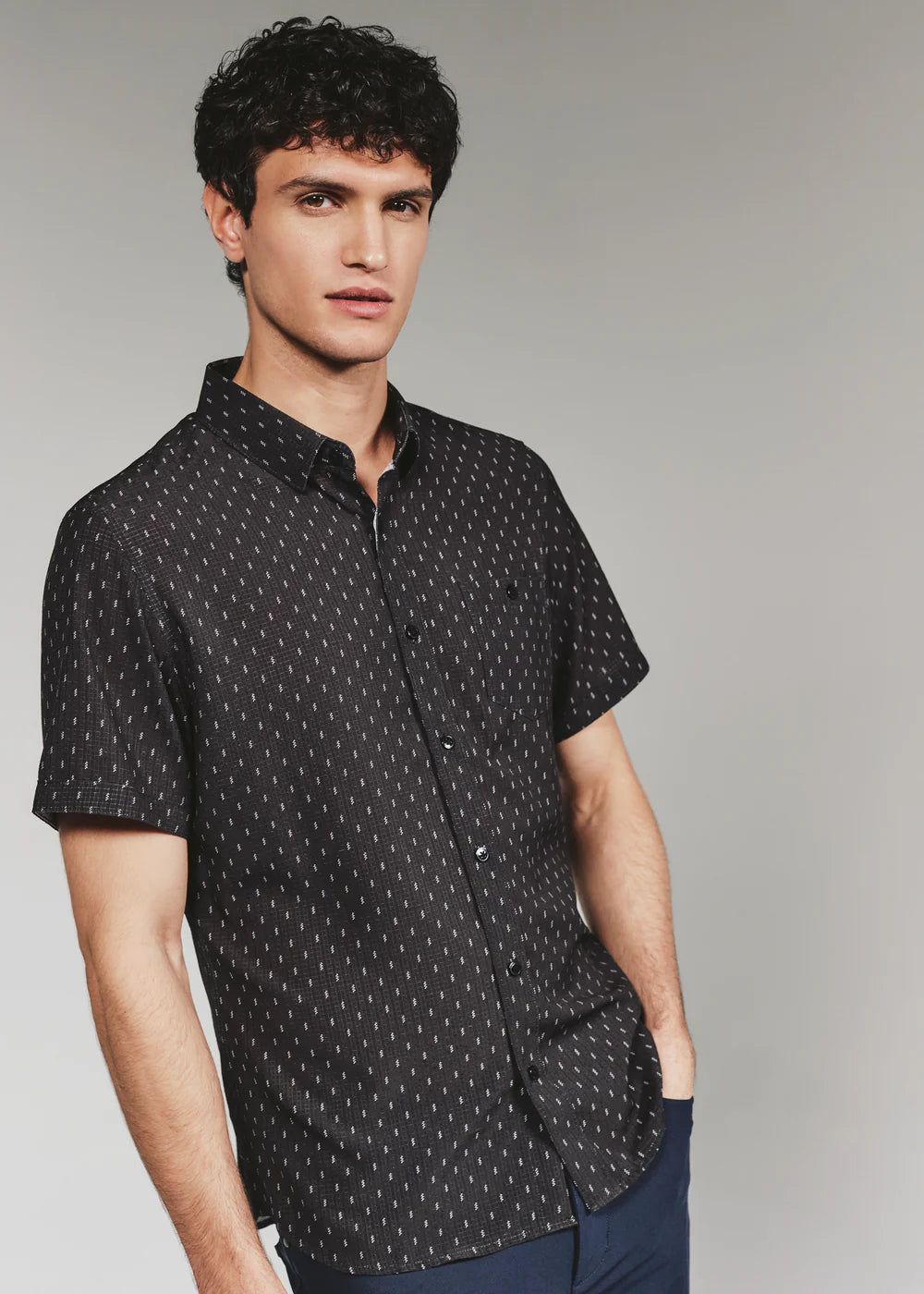 7 Diamonds Renzo Stretch Performance Shirt