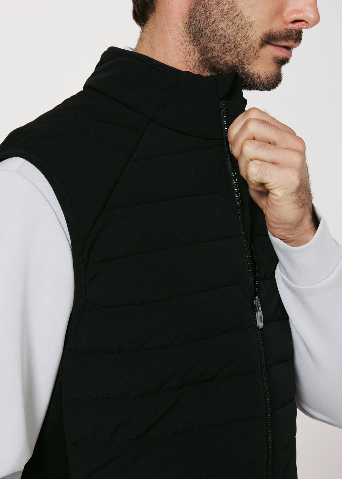 7 Diamonds Atlas Vest