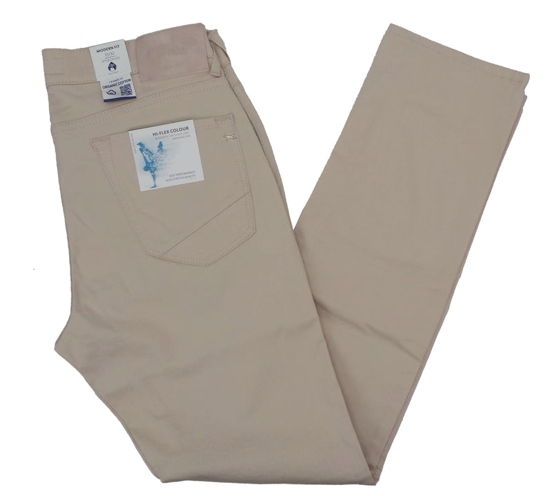 BRAX Chuck Modern Fit Hi-Flex Stretch 5 Pocket Pants – Seattle Thread  Company