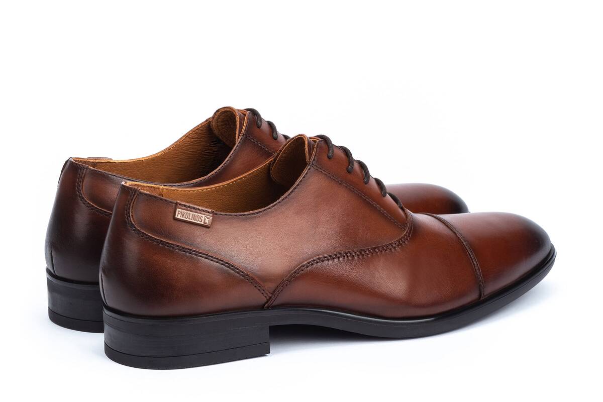 Pikolinos dress shoes discount
